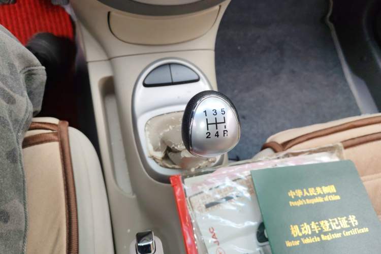 Used JAC Group Refine M2 2011 1.8L MT Comfort Model with Optional 5-Seater Configuration