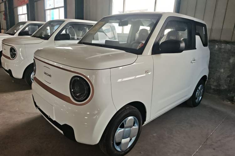 Used Geely Galaxy Panda 2025 210 km – Yuanqi Bear