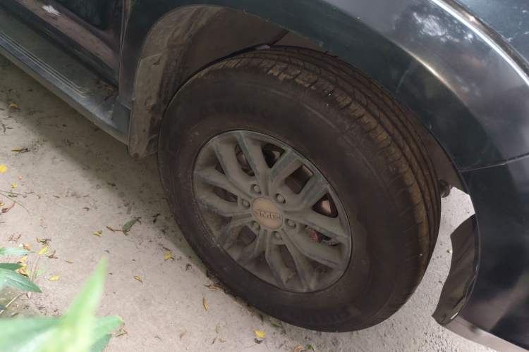 Used JMC Yuhu 7 2022 2.0T Manual Diesel Two-Wheel Drive Comfort Plus Long Wheelbase Right Front Wheel Hub