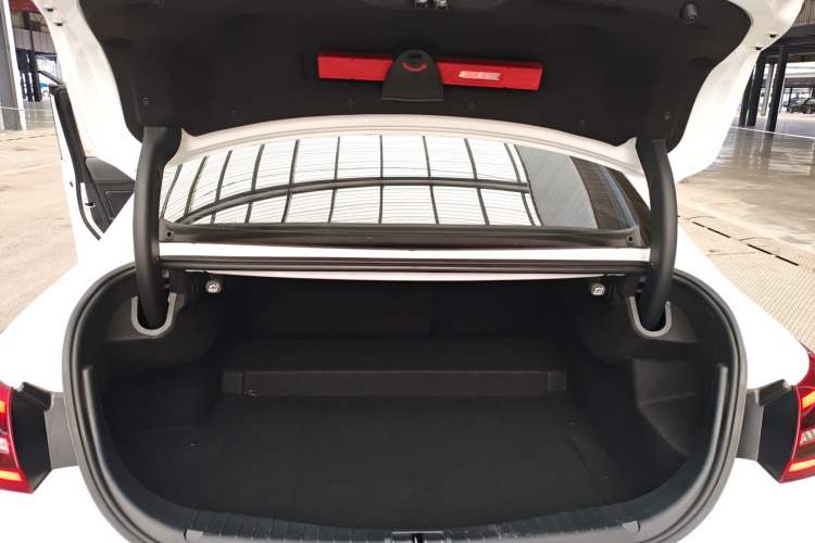 Used Hongqi H5 2022 Classic Model 1.8T Automatic Smart Connect Flagship Edition