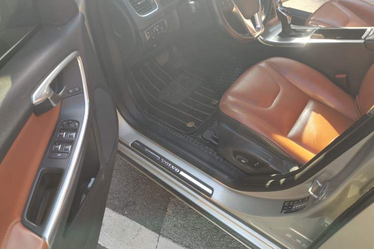 Used Volvo S60 2017 S60L T4 Smart Range Edition