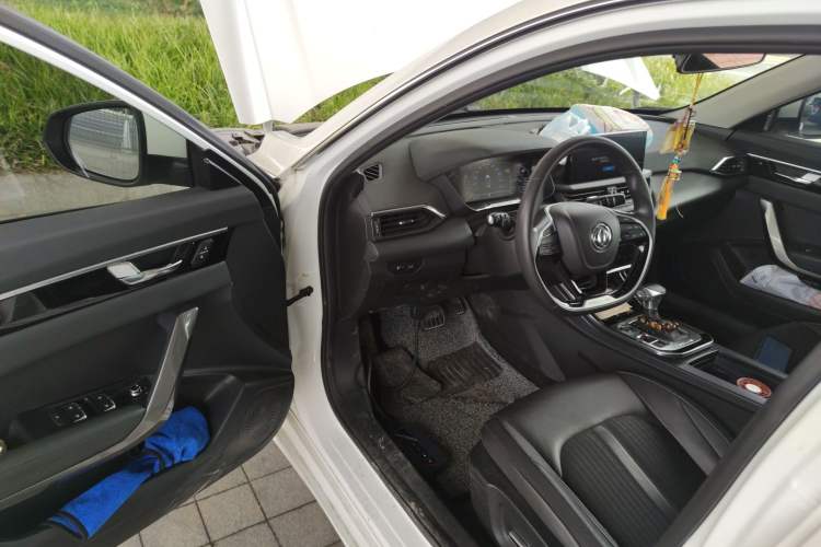 Used Dongfeng Aeolus Yixuan 2020 230T Automatic Advanced Edition Driver Seat