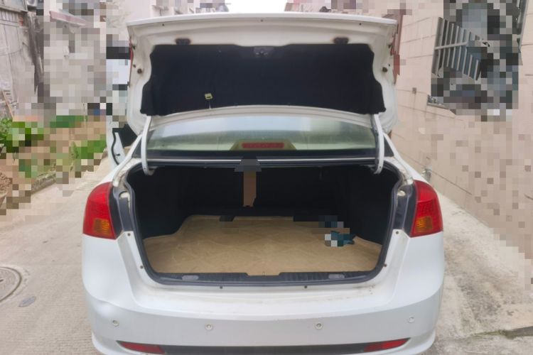 Used Buick Excelle 2011 1.6 LE-MT
