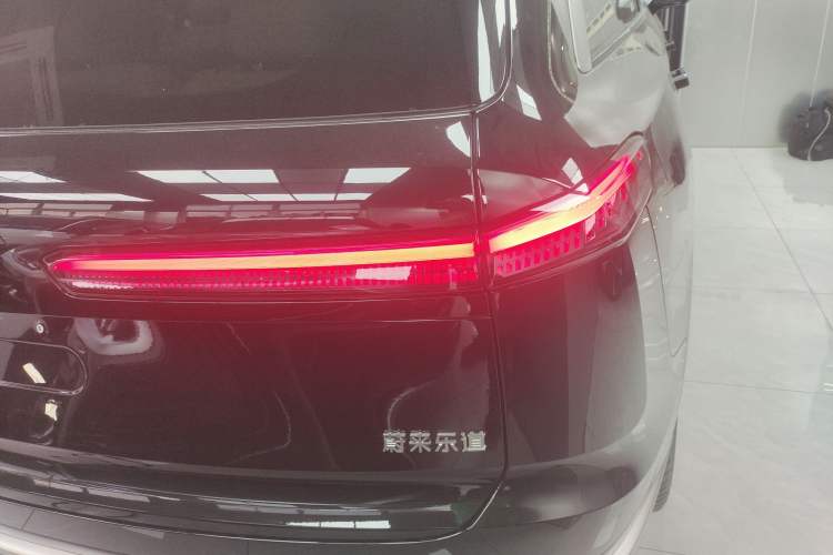 Used ONVO Luxeed L90 2025 Model—Max Six-Seater Version