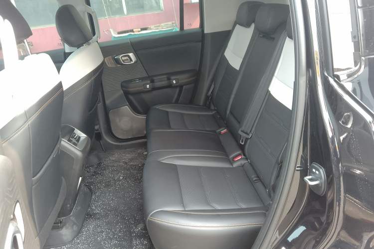 Used BAIC Off-Road BJ30 2024 1.5T Magic Electric Drive Advanced Version Left Rear Seat