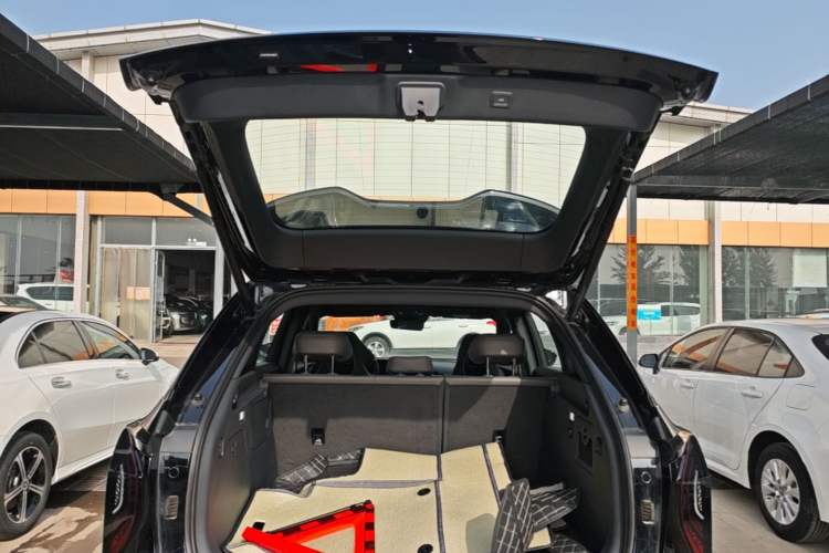 Used Hongqi Tiangong 08 2025 680 All-Wheel Drive Smart Selection Edition
