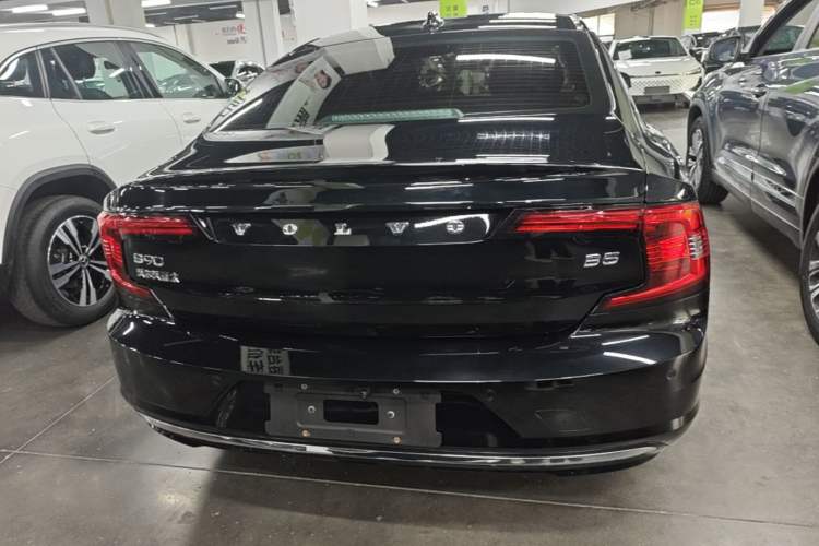 Used Volvo S90 2024 B5 Zhiyi Luxury Edition Rear