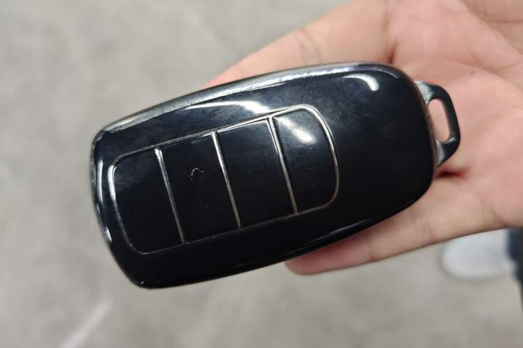 Used Chery Tiggo 8 PRO 2024 Champion Edition 390T Four-Wheel Drive Peak Version 5 Seats
