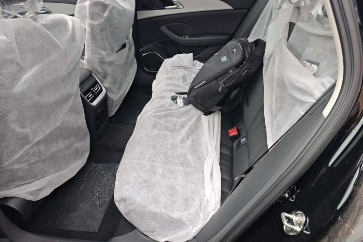 Used Hongqi H5 PHEV 2025 170 Super Hybrid Version
