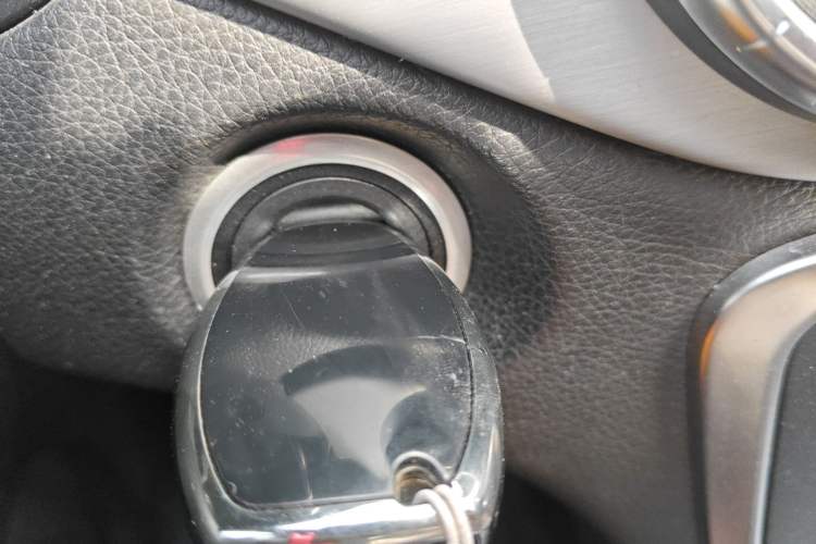 Used Mercedes-Benz CLA 2014 CLA 260 4MATIC Vehicle Key