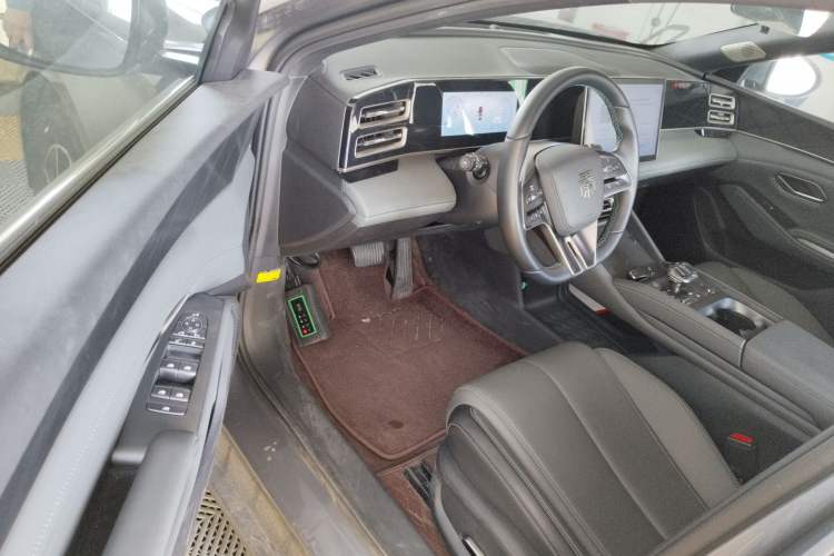 Used BYD Qin L 2024 DM-i 120KM Beyond Model