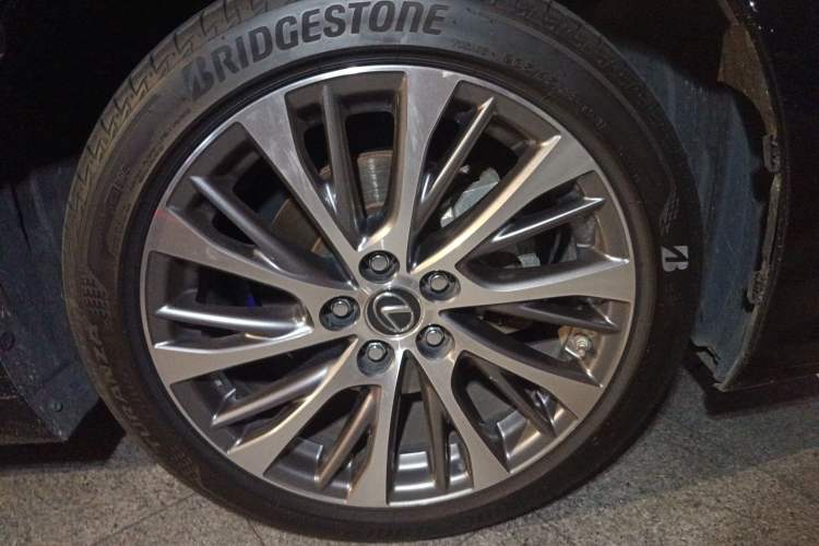 Used Lexus ES 2018 260 Luxury Edition China V Standard