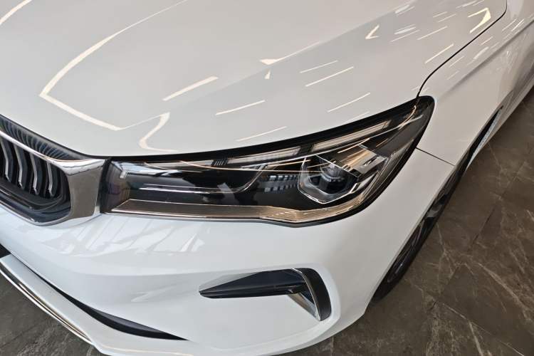 Used Geely Auto Emgrand 2022 4th Generation 1.5L CVT Flagship Model
