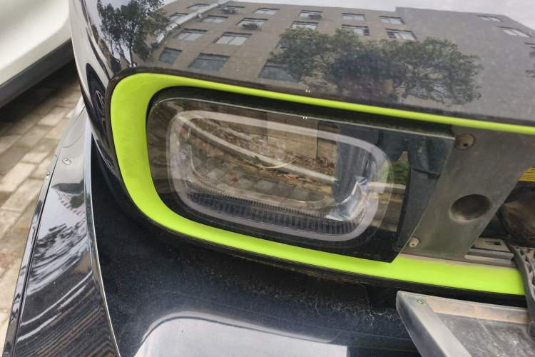 Used Baojun KiWi EV 2021 Artist Model Ternary Lithium Right Front Headlight