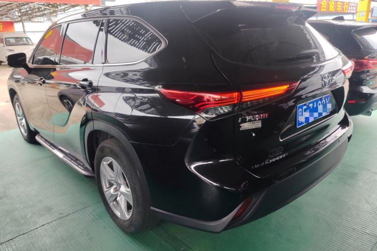 Used Toyota Highlander 2022 Dual-Engine 2.5L Two-Wheel Drive Elite Edition 7-Seater Exterior 2