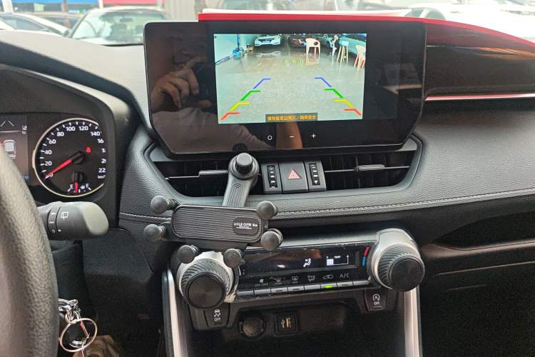 Used Toyota RAV4 2024 2.0L CVT Two-Wheel Drive Urban Edition