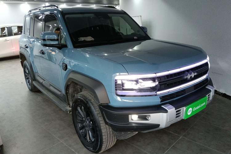 Used Formula Leopard Leopard 5 2023 Navigator Edition