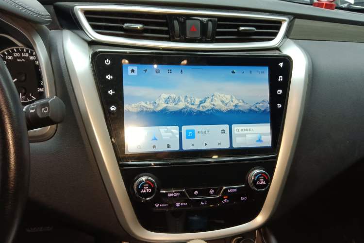 Used Nissan Murano 2021 2.5L XL Two-Wheel Drive Smart Connect Luxury Edition Audio And AC Panel