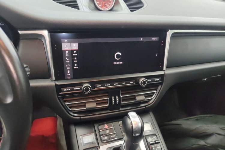 Used Porsche Macan 2018 Macan 2.0T Audio And AC Panel