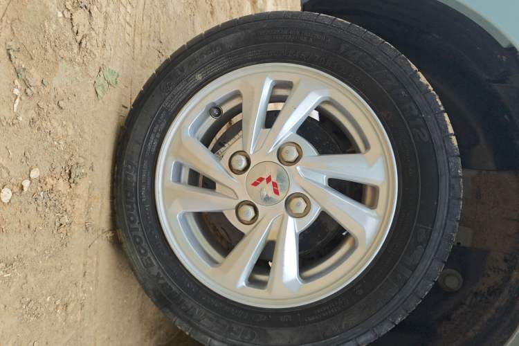 Used Wuling Hongguang MINIEV 2020 Freedom Version Lithium Iron Phosphate Exterior 5