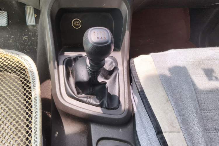 Used Wuling Hongguang V 2019 1.5L Enjoyment Version China VI LAR
