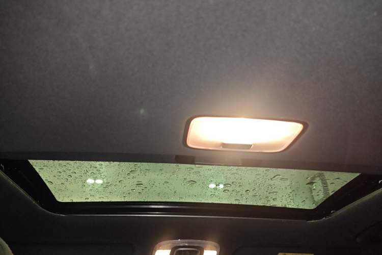 Used Hyundai Elantra 2022 1.5L CVT 20th Anniversary Edition Headliner