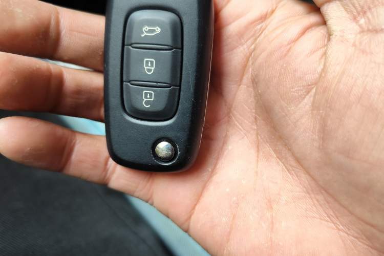 Used Renault Kadjar 2017 2.0L Two-Wheel-Drive Leading Edition
