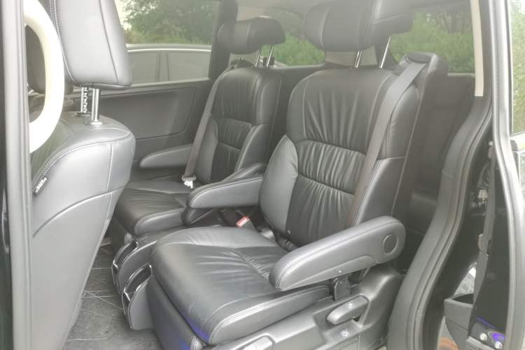 Used Honda Odyssey 2024 2.0L eHEV Sharp·Luxury Edition Left Rear Seat