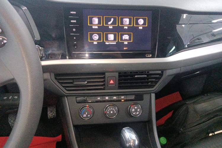 Used Volkswagen Bora 2021 1.5L Automatic Fashionable Smart Connectivity Version Audio And AC Panel