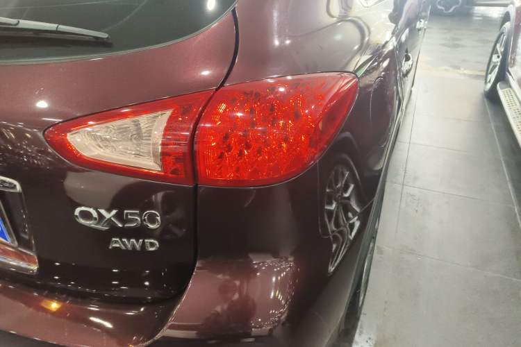 Used Infiniti QX50 2015 2.5L Enjoyment Edition