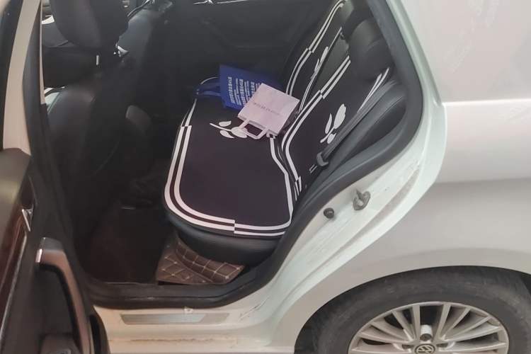 Used Volkswagen Bora 2013 1.4T Automatic Luxury Model Left Rear Seat