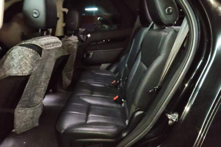 Used Land Rover Discovery 2017 3.0 SC V6 SE