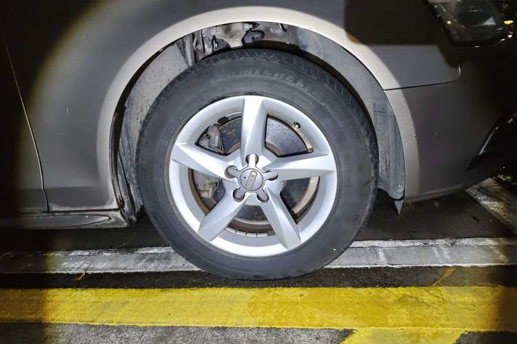 Used Audi A4L 2013 35 TFSI Automatic Standard Model
