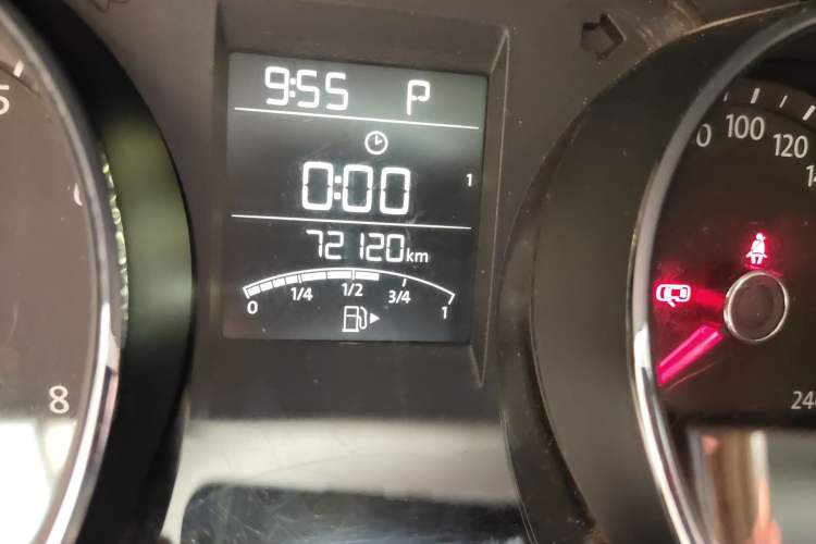 Used Volkswagen C-TREK 2017 230TSI DSG Luxury Model