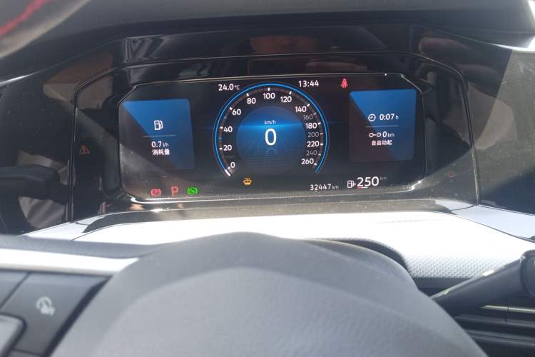 Used Volkswagen Golf 2021 280TSI DSG Pro Instrument Cluster