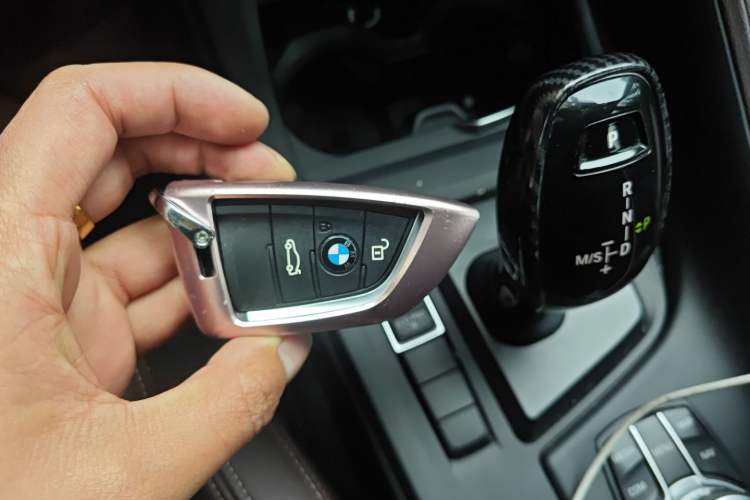 Used BMW X1 2020 sDrive25Li Leading Model
