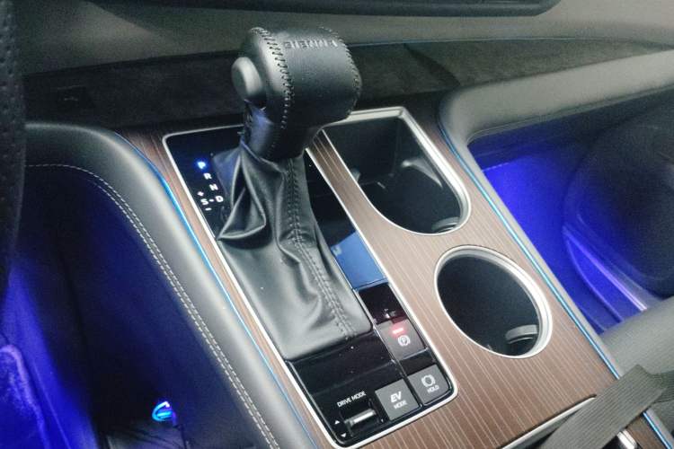 Used Toyota Sienna 2024 2.5L Hybrid Comfort Edition