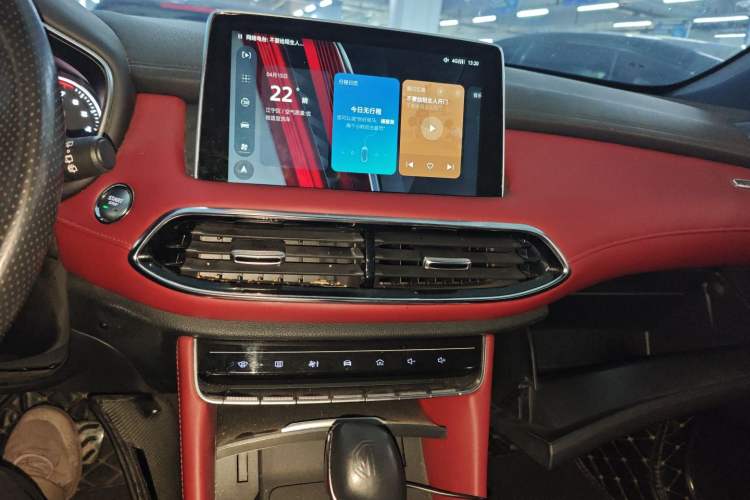 Used MG HS 2018 30T Automatic 2WD Trophy Hormone-Driven Edition China V Standard Audio And AC Panel