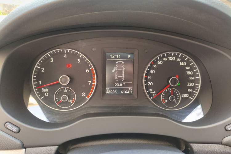 Used Volkswagen Sagitar 2014 1.4TSI Automatic Luxury Model