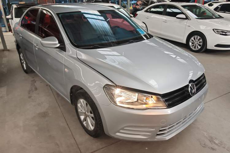 Used Volkswagen Jetta 2015 Value Edition 1.6L Manual Fashionable Style