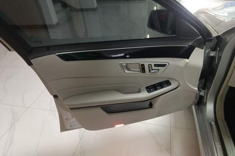 Used Mercedes-Benz E-Class 2014 E 260 L Sport Edition