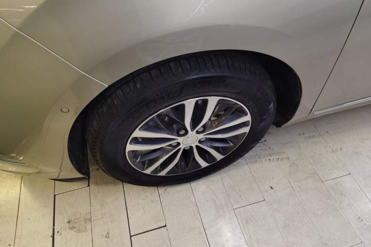 Used Buick GL8 2022 ES Landtrek 653T Luxury Edition