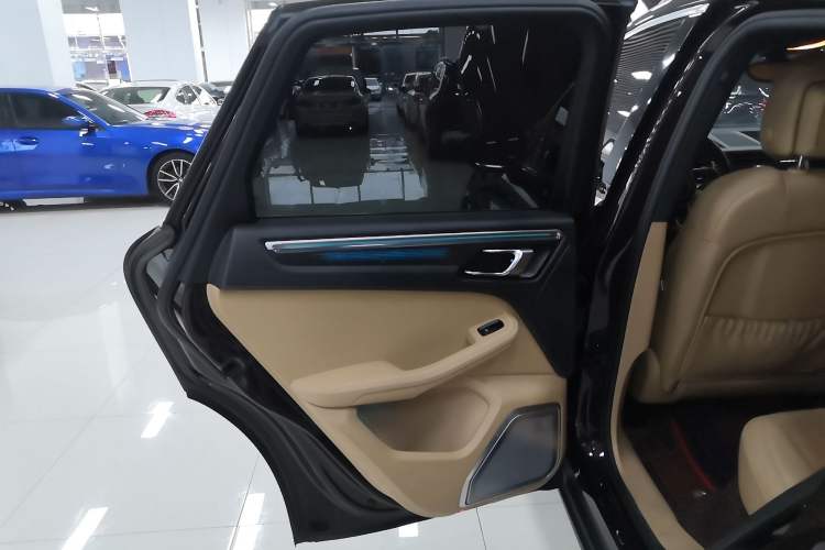 Used Porsche Macan 2017 Macan 2.0T