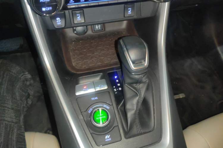 Used Toyota RAV4 2020 Dual-Motor 2.5L E-CVT Four-Wheel Drive Flagship Edition Gear Lever