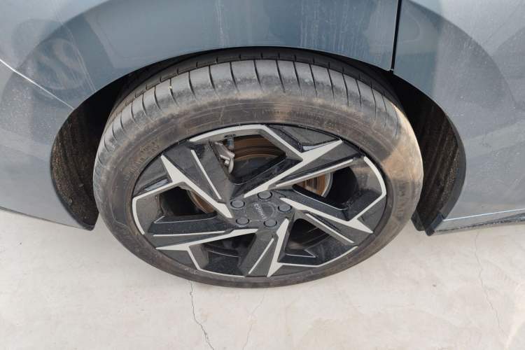 Used Lynk & Co 07 2024 EM-P 126 Long-Range Ultra