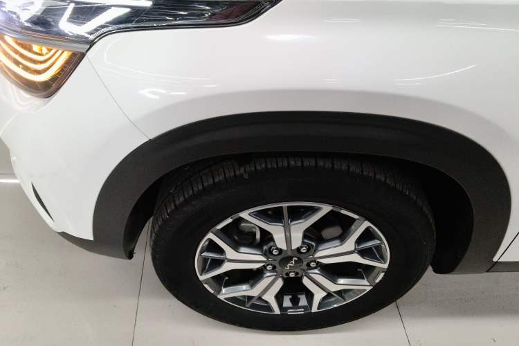 Used Kia KX3 2021 1.5L CVT Trend Edition Exterior 1