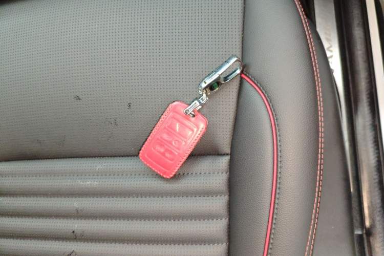 Used Land Rover Discovery Sport New Energy 2022 Facelifted P300e Plug-in Hybrid Electric Version