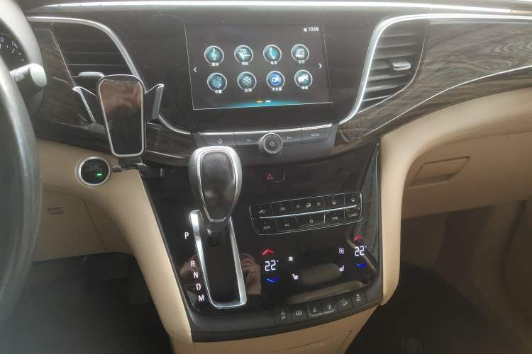 Used Buick GL8 2017 ES 28T Luxury Model China V Standard