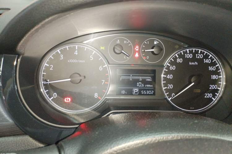 Used Nissan Tiida 2014 1.6L CVT Smart Model Instrument Cluster