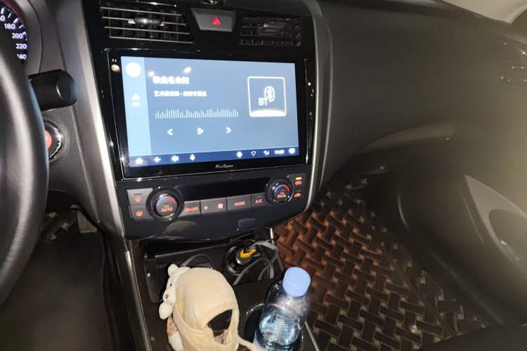 Used Nissan Teana 2014 Duke 2.5L XV Glory Edition Audio And AC Panel